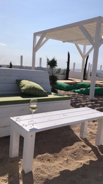 Vakantie Appartement Allure, Met Zuidgericht Tuintje Остенде Экстерьер фото